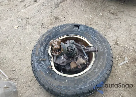 1999 Ford Explorer Eddie Bauer/Limited/Xlt from USA, damaged, VIN 1FMZU35P7XUA35202